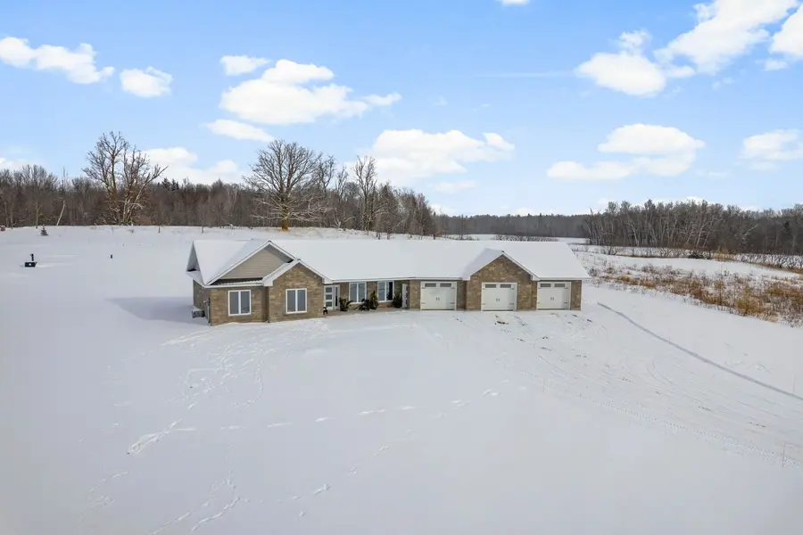 346 Foresters Falls RD, Whitewater Region, ON K0J 1K0