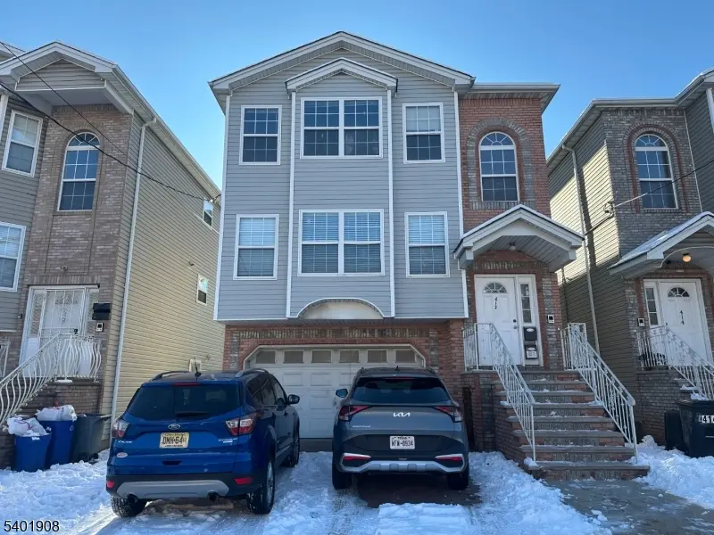 412 W Grand St, Elizabeth City, NJ 07202