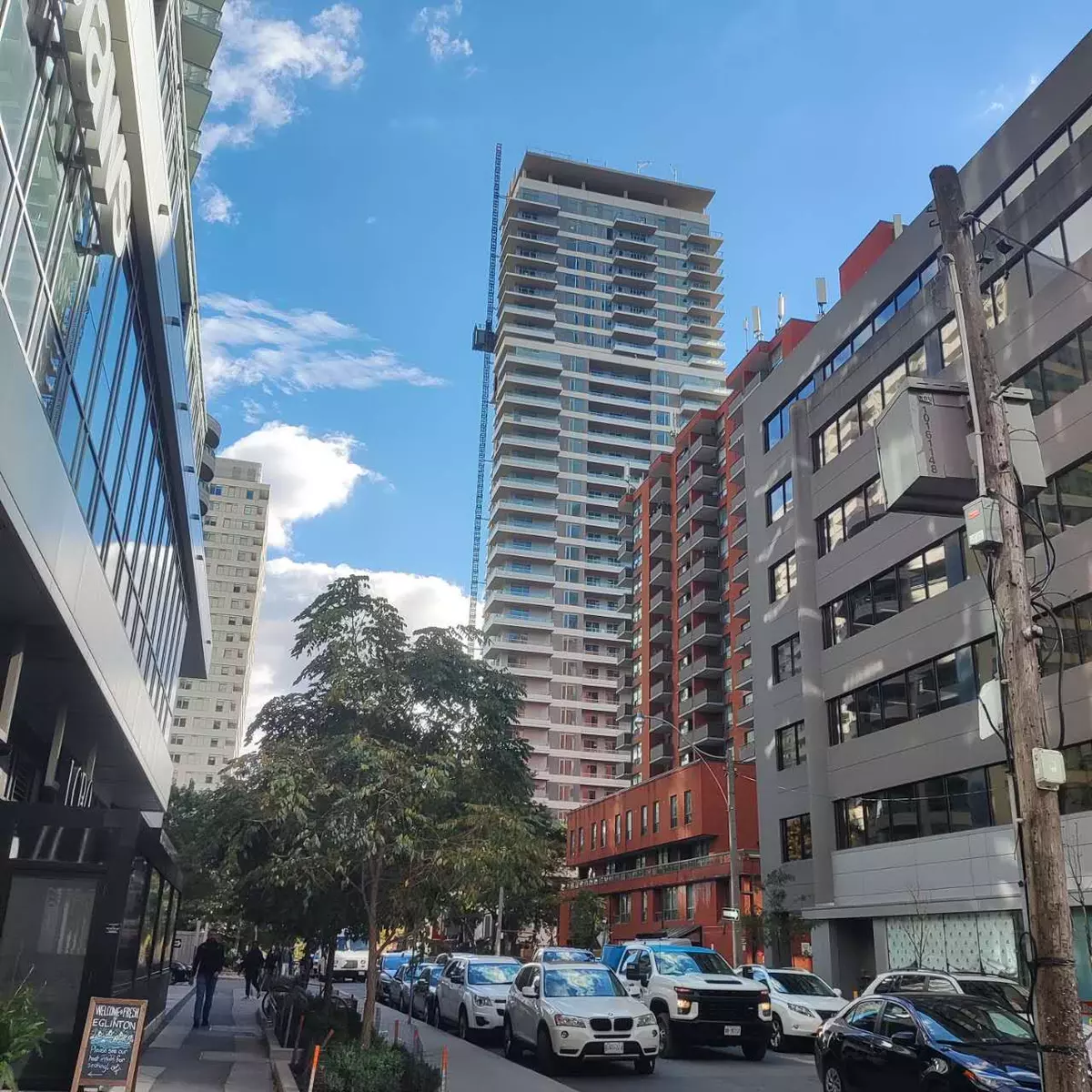 Toronto C10, ON M4S 0E4,50 Dunfield AVE #1012