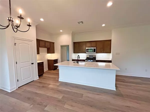 Shreveport, LA 71107,6568 Blanchard Lake Drive