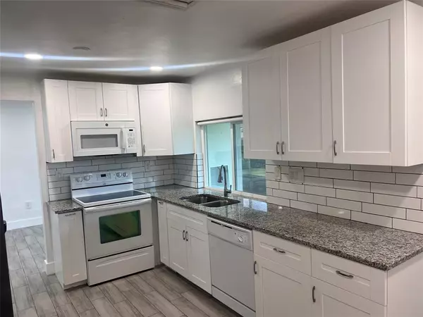 Sunrise, FL 33322,8361 NW 27th Pl