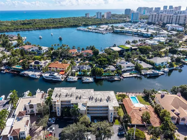 1332 Bayview Dr #401, Fort Lauderdale, FL 33304