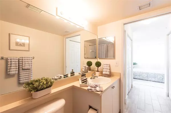 Coconut Creek, FL 33063,4768 W Atlantic Blvd #6-204