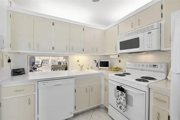 Lauderdale Lakes, FL 33313,2900 NW 47th Ter #304