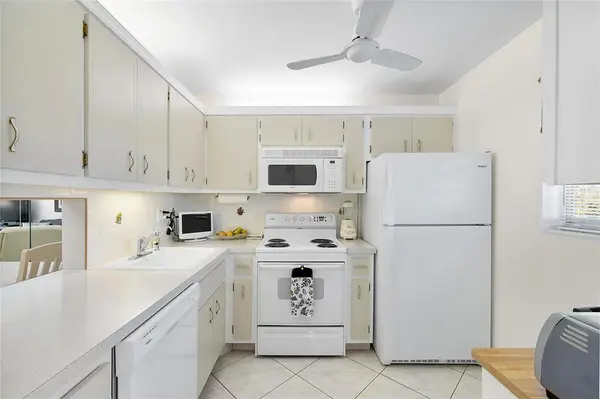 Lauderdale Lakes, FL 33313,2900 NW 47th Ter #304