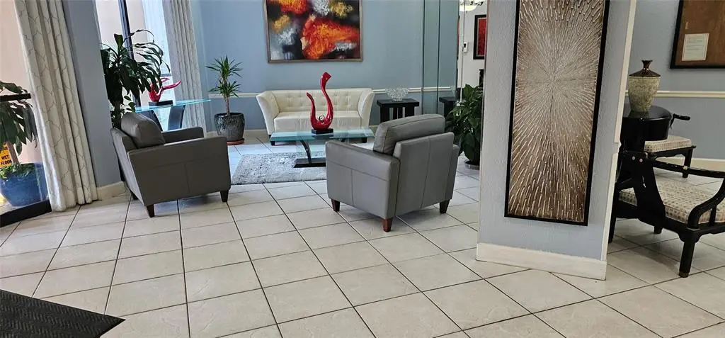 Pembroke Pines, FL 33026,1000 Saint Charles Pl #220