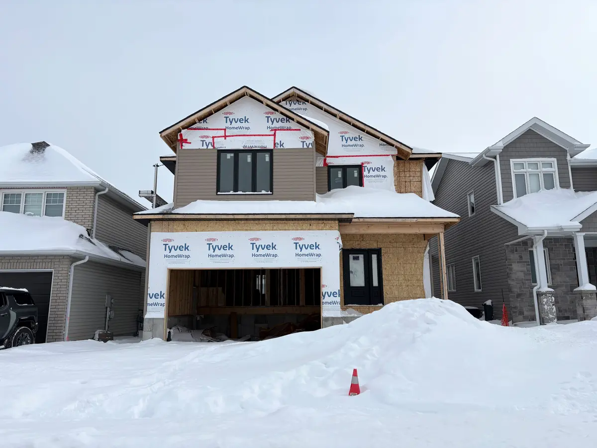 1116 Woodhaven DR, Kingston, ON K7P 0R7