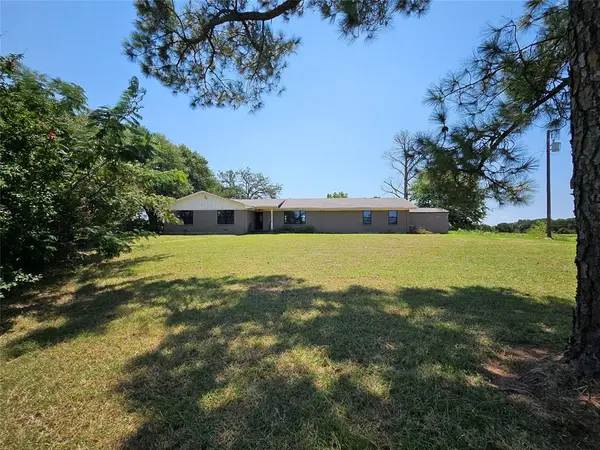 Cleburne, TX 76031,2100 E FM 4