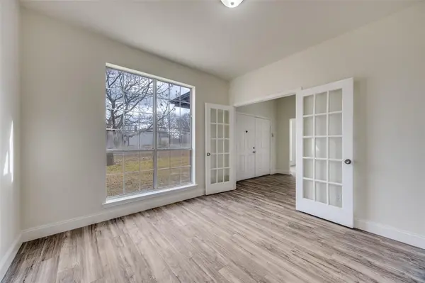 Van Alstyne, TX 75495,471 Meadowview Circle