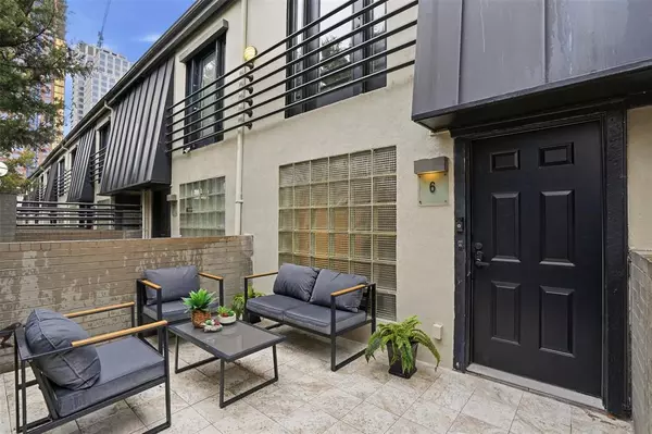 Dallas, TX 75205,4414 Buena Vista Street #6