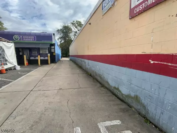 Elizabeth City, NJ 07202,149 Elmora Ave