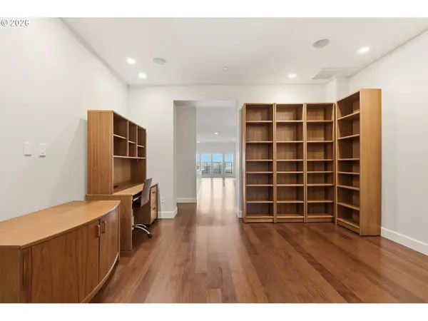 500 BROADWAY ST #601, Vancouver, WA 98660