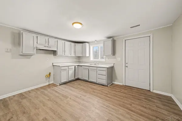 2481 California AVE, Saginaw, MI 48601