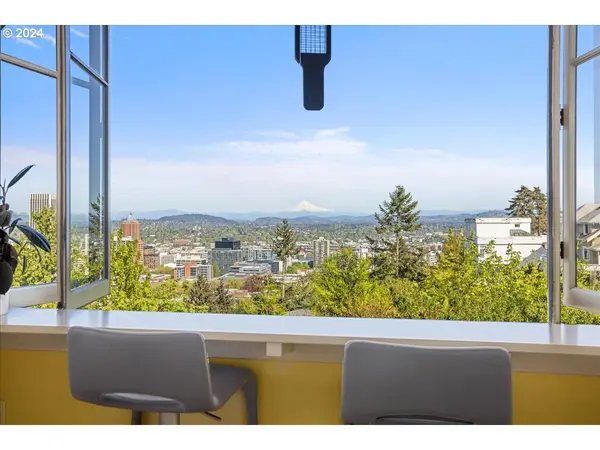 1960 SW 16TH AVE, Portland, OR 97201