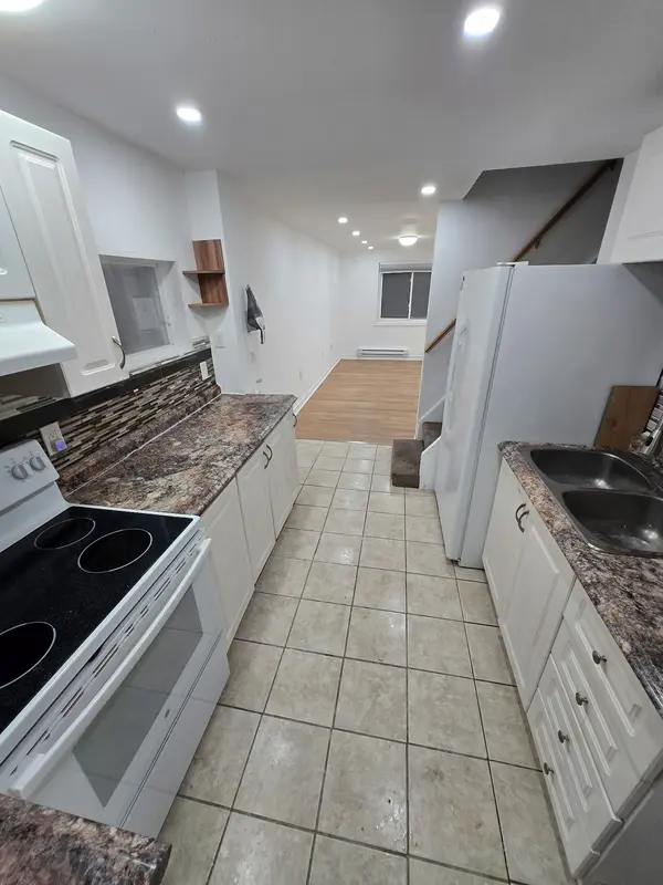 Clarington, ON L1E 2J4,645 Townline RD N #1