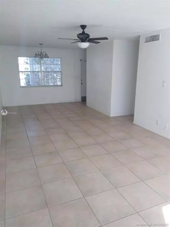 Lauderhill, FL 33313,1321 NW 43rd Ave #103