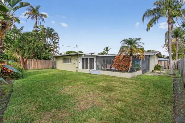 Pompano Beach, FL 33060,1432 SE 2nd St