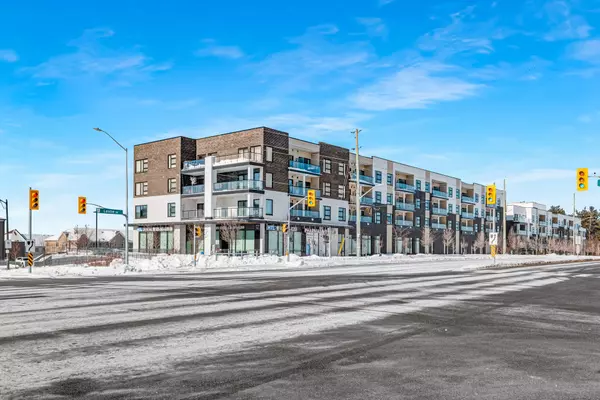 Aurora, ON L4G 7C4,555 William Graham DR #115