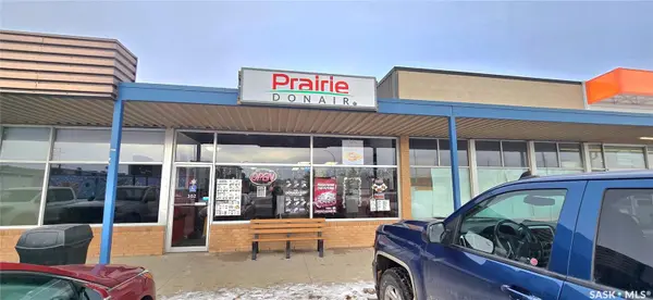 102 1st AVENUE W, Assiniboia, SK S0H 0B0