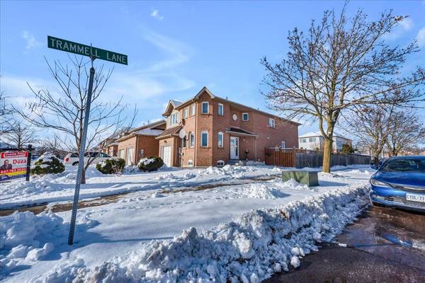 2 Wooliston CRES, Brampton, ON L6Y 4J3