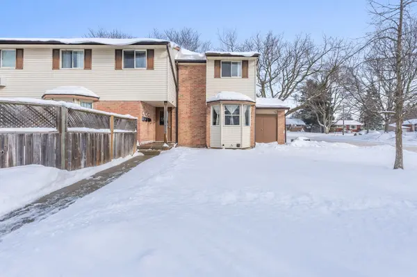 40 Silvercreek Pkwy #1, Guelph, ON N1H 7X5