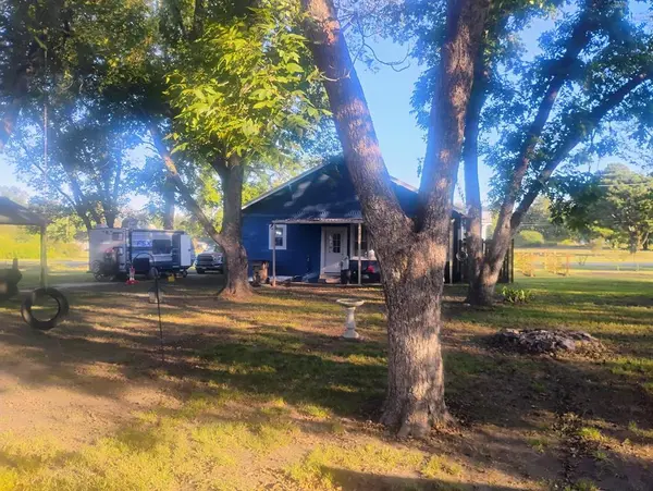 510 US Business Highway 82, Avery, TX 75554