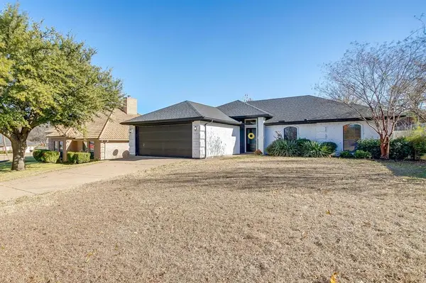 Burleson, TX 76028,104 Sandlewood Lane