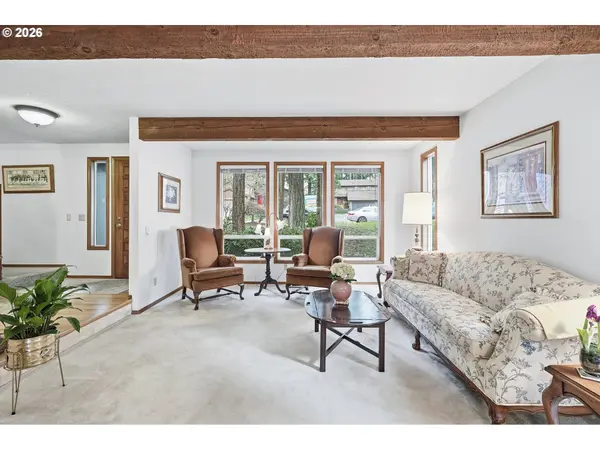 7935 SW CAROL GLEN PL, Beaverton, OR 97007