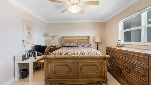 Hillsboro Beach, FL 33062,1169 Hillsboro Mile #717