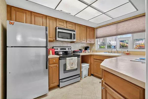 Palm Beach Gardens, FL 33418,5580 Tamberlane Circle #133