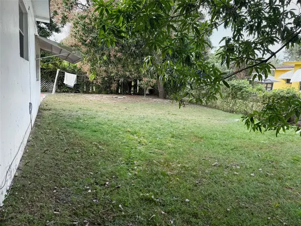 Miami, FL 33162,341 NE 164th St