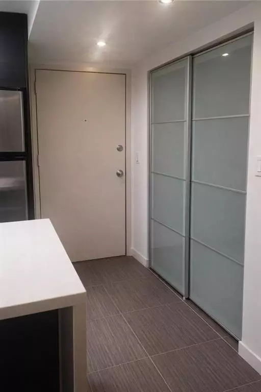 North Miami, FL 33181,2020 NE 135th St #502