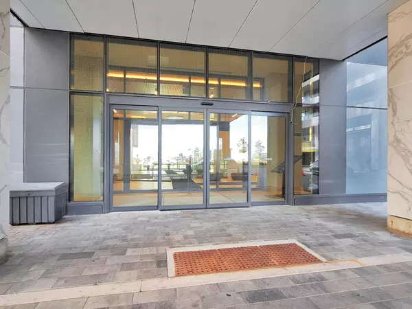 Vaughan, ON L4K 2M9,8960 Jane ST #PH109