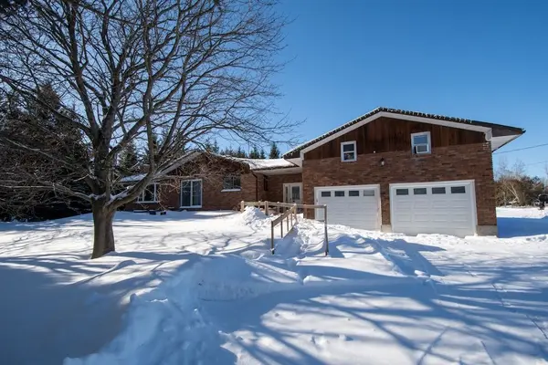1185 Sturgeon RD, Kawartha Lakes, ON K9V 4R8