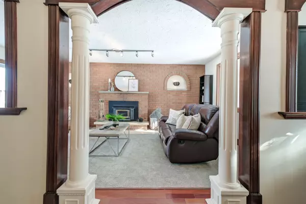 Hamilton, ON L0R 1C0,380 Kirk RD