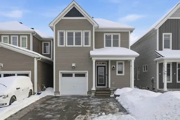 52 Hackamore CRES, Stittsville - Munster - Richmond, ON K0A 2Z0