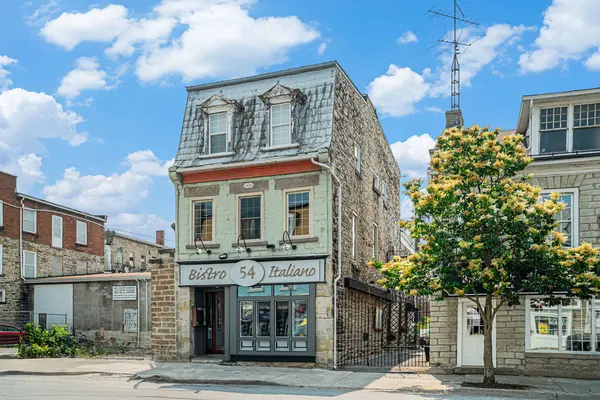 Perth, ON K7H 1S1,54 FOSTER ST