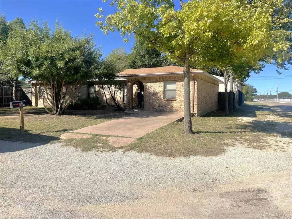 Clyde, TX 79510,1702 Friar Court
