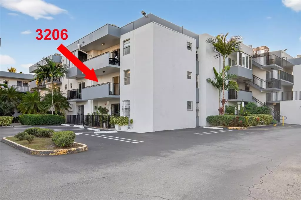 Miami, FL 33145,2465 SW 18th Ave #3206