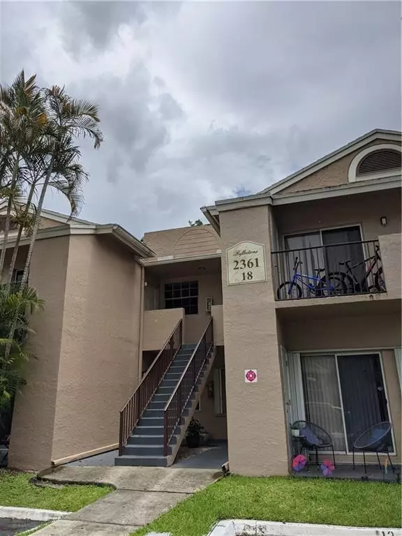 Pembroke Pines, FL 33024,2361 NW 96th terrace #18 G
