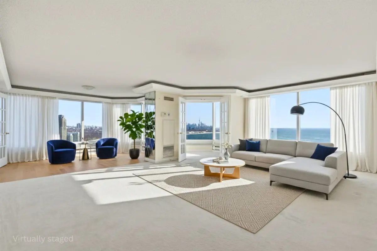 1 Palace Pier CT #3203, Toronto W06, ON M8V 3W9