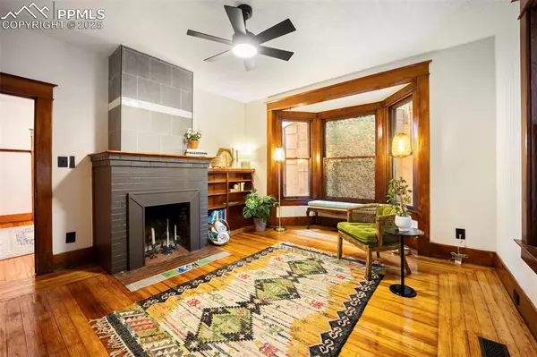 Colorado Springs, CO 80904,114 S 16th ST