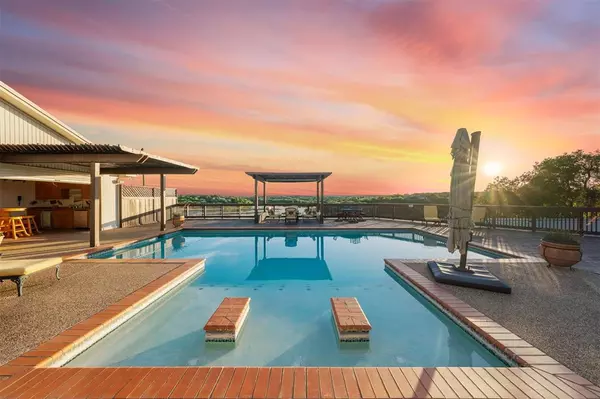 Clifton, TX 76634,311 County Road 1710