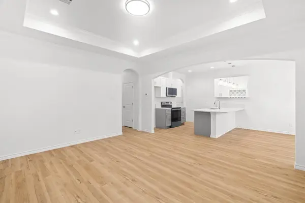 Waxahachie, TX 75165,301 Henry Street