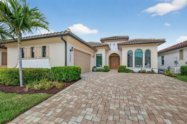 12485 N Parkland Bay Trl, Parkland, FL 33076
