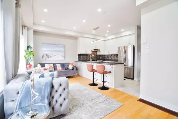 Barrie, ON L4N 6R6,56 Snelgrove CRES