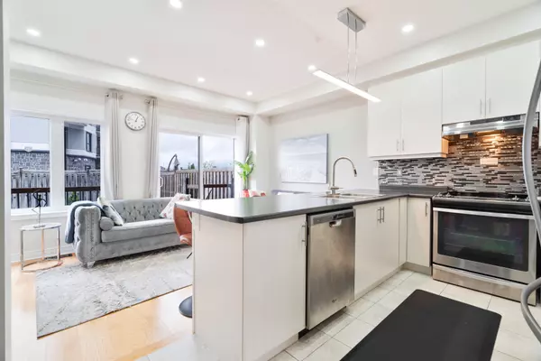 Barrie, ON L4N 6R6,56 Snelgrove CRES