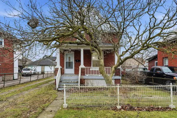 27 Albert ST, Welland, ON L3B 4L1