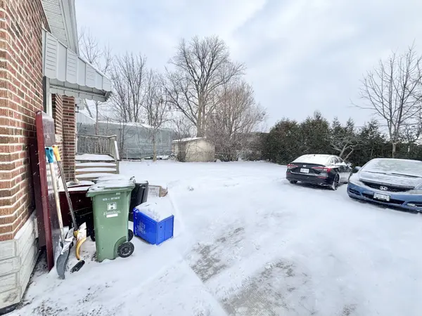 265 West 2nd ST, Hamilton, ON L9C 3G6