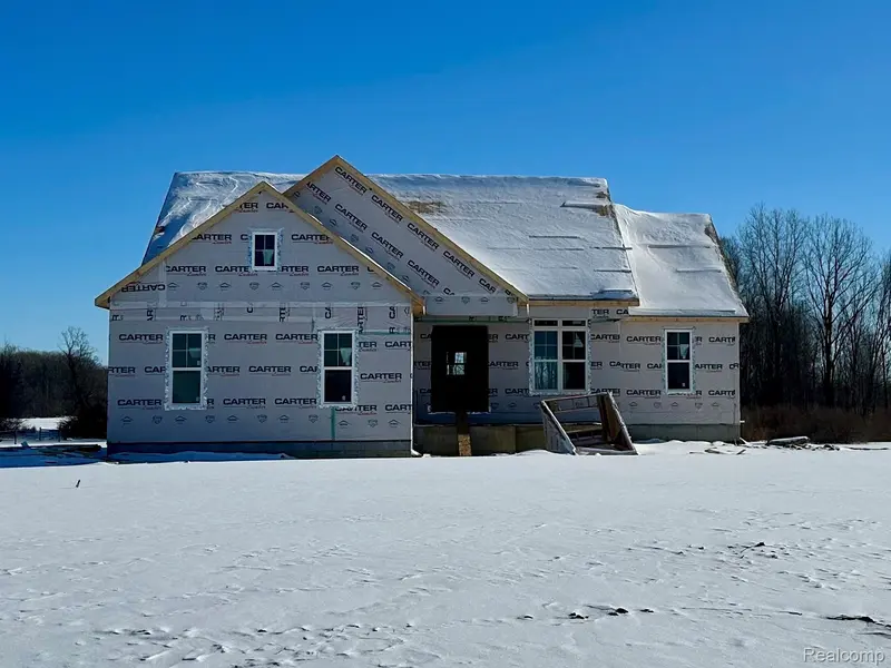 2389 Long Horn TRL, Attica Township, MI 48412